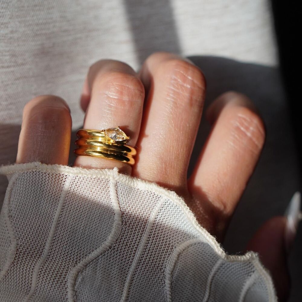 Vintage Inspired 18K Gold Plated Pear Zircon Stack Band Ring + Jewelry Pouch